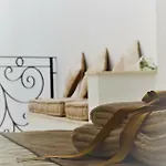 Bowen, Luxury 4*