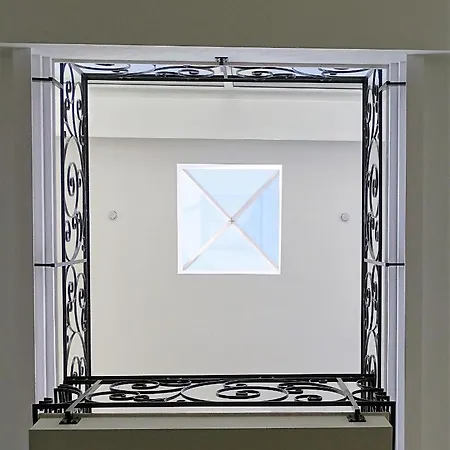 Bowen, Luxury Гостевой дом Лагуш