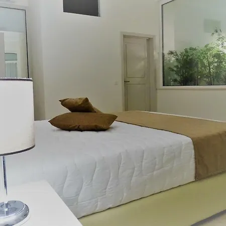 Bowen, Luxury 4* Lagos