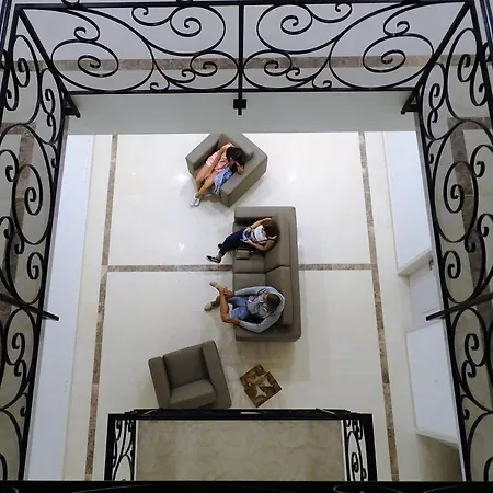 Bowen, Luxury 4* Lagos