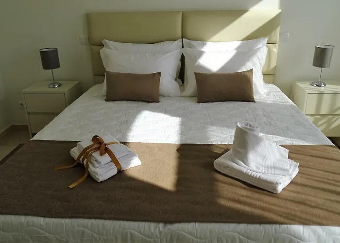 Bowen, Luxury 4* 라고스