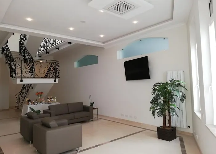 Bowen, Luxury Гостевой дом Лагуш