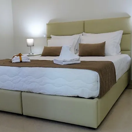 Bowen, Luxury 4*
