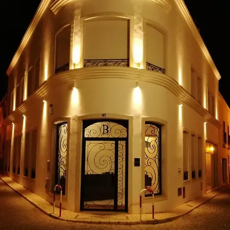 Bowen, Luxury בית הארחה לאגוּ‏ש